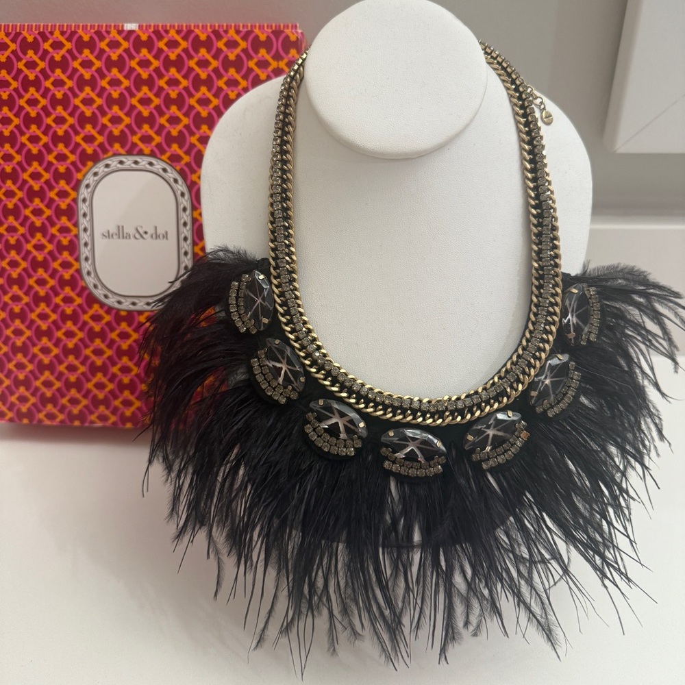 Stella & Dot Black and Gold Feather Necklace